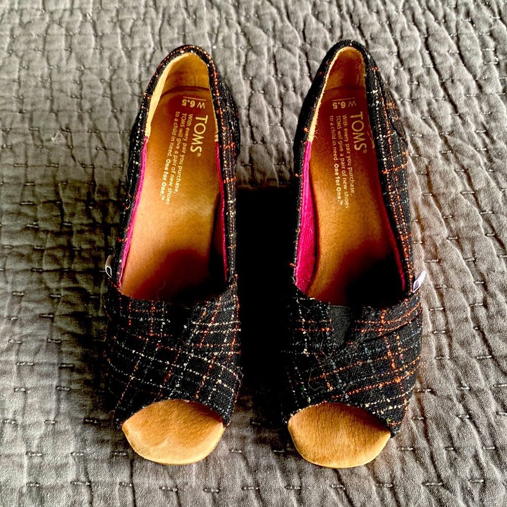 Tom’s Cork Wedge Heels Size 6.5